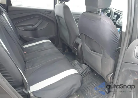 2015 Ford Escape S z USA, uszkodzony, nr VIN 1FMCU0F70FUB31691